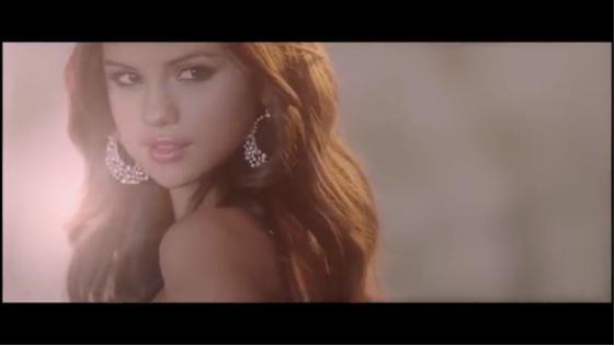 Selena Gomez, The Scene - Who Says